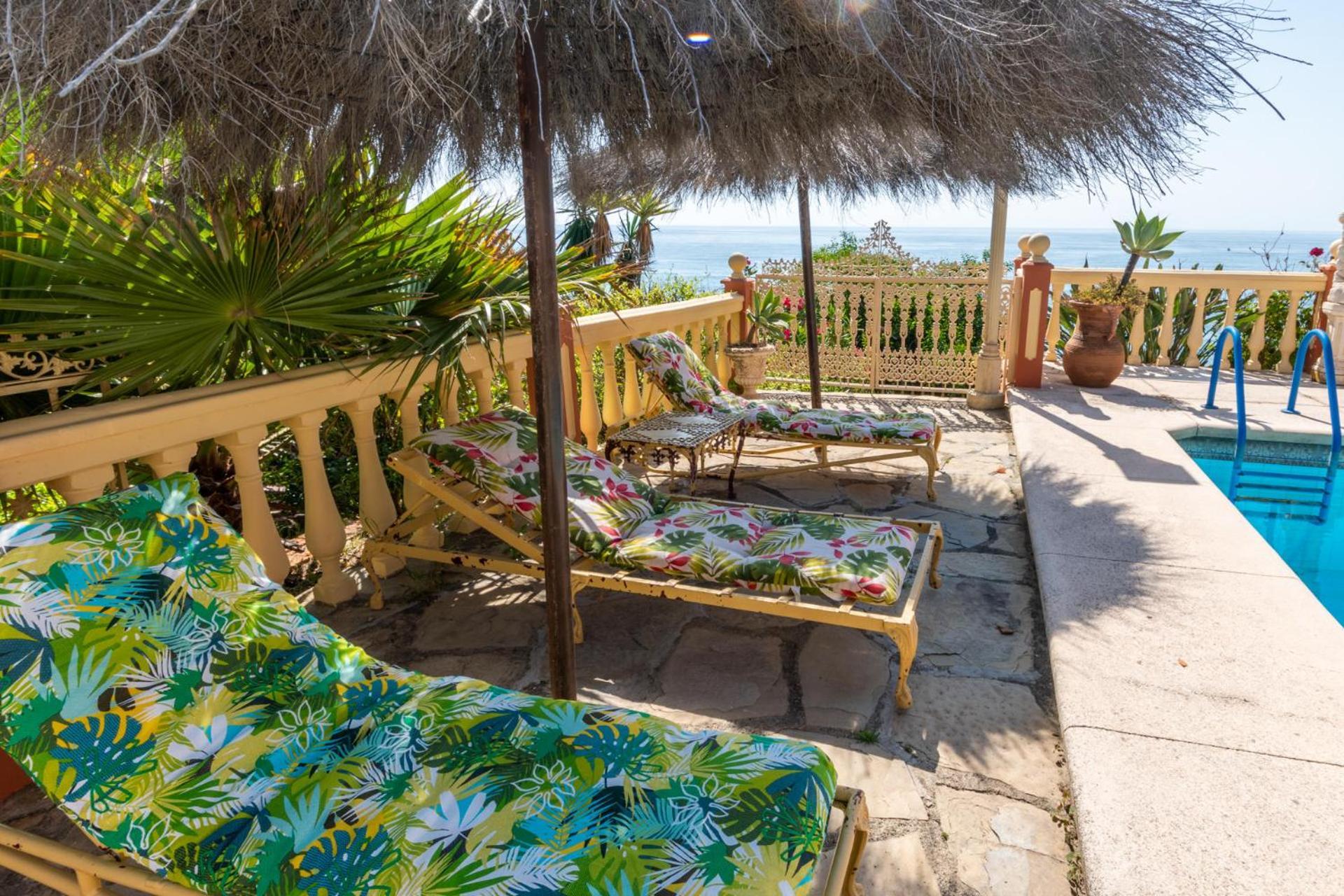 Coastal Retreat 5br - Pool & Seaviews Villa *