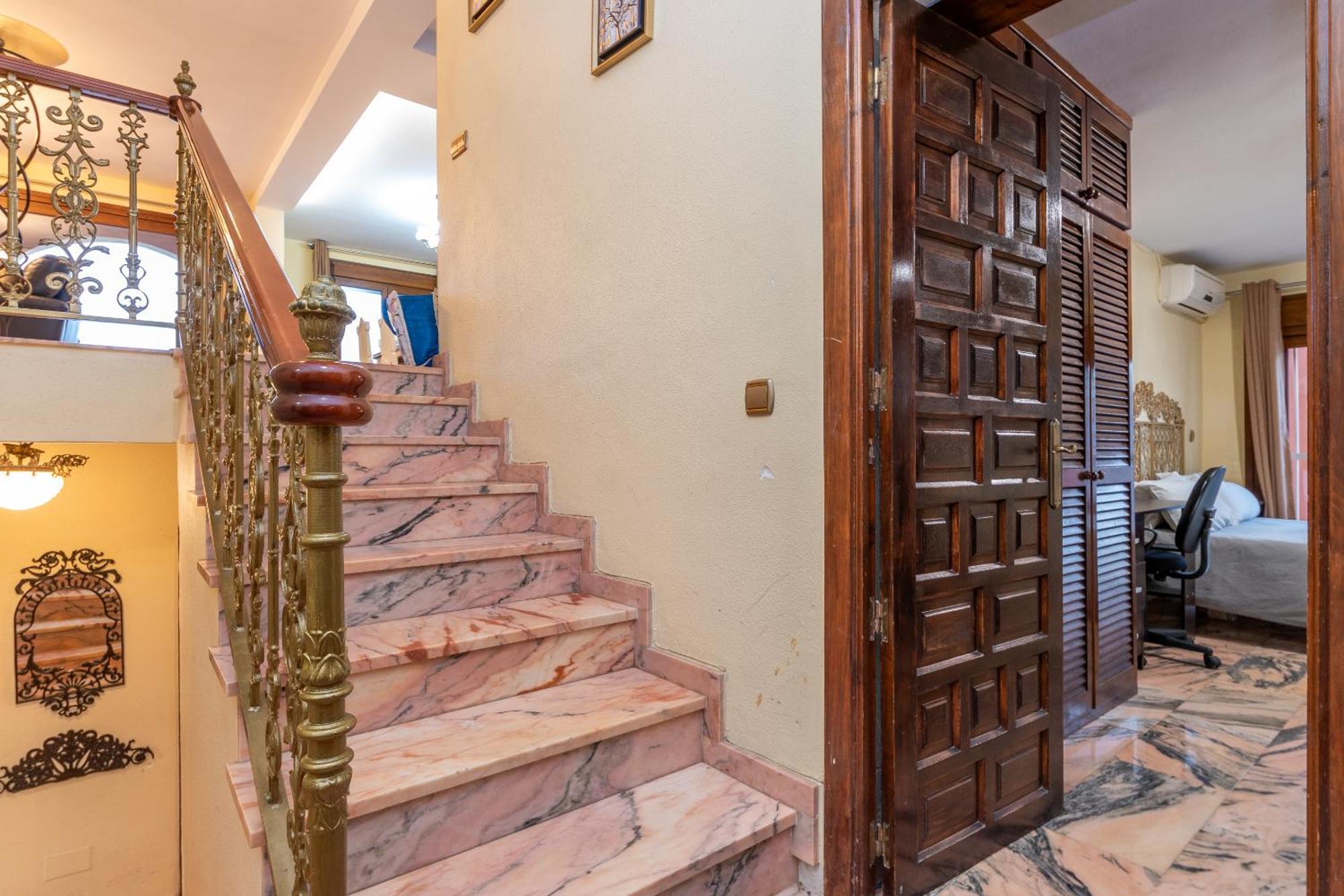 Coastal Retreat 5br - Pool & Seaviews